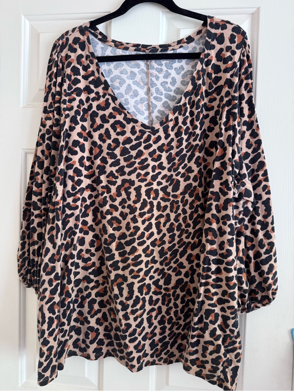 Lane Bryant Leopard Print V-Neck 3/4 Sleeve Top - Tan & Black